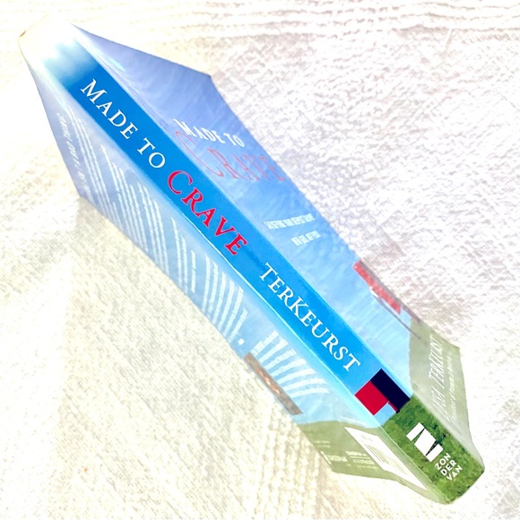 Made to Crave: Satisfying Your Deepest Desires with God Not Food - Picture 5 of 11